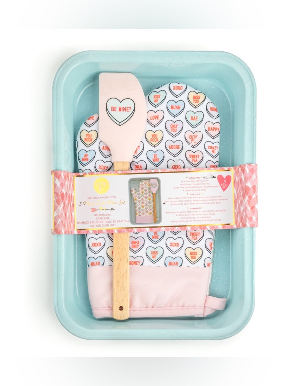 CORE KITCHEN 3-PIECE VALENTINE CAKE PAN
SET